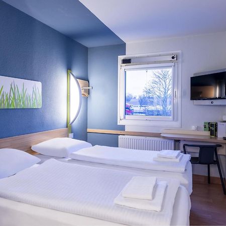 B&B Hotel Kassel-로흐펠덴 외부 사진