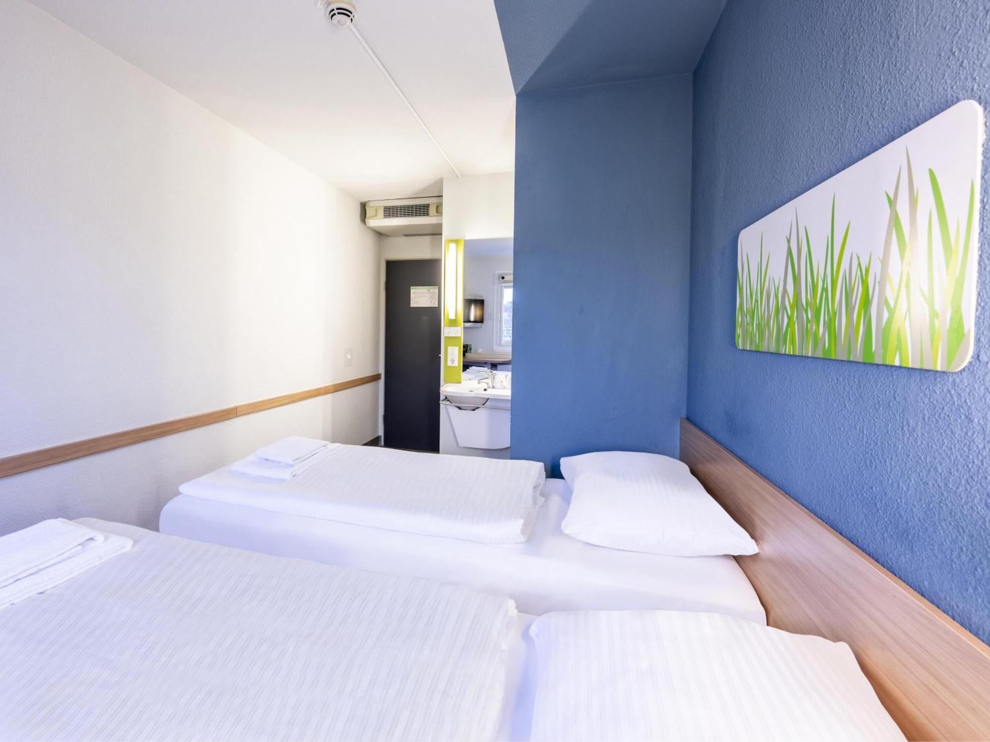B&B Hotel Kassel-로흐펠덴 외부 사진